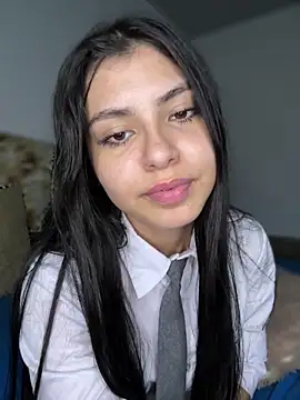 Webcam Model (hurrem_18)  is live.Free join now!