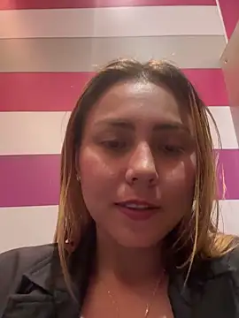 Webcam Model (Sirel_)  is live.Free join now!