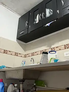 Rizos_hot_offici... Live Webcam on Stripchat