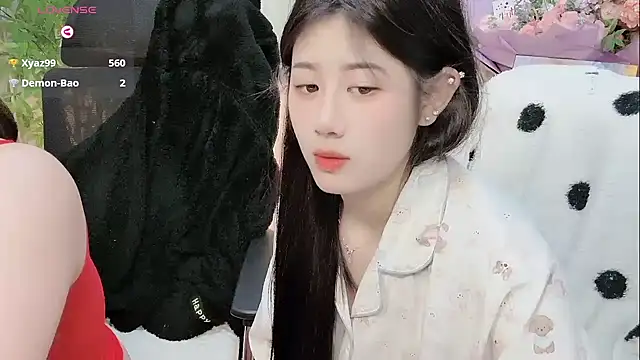 美女Yvonne-07在线直播