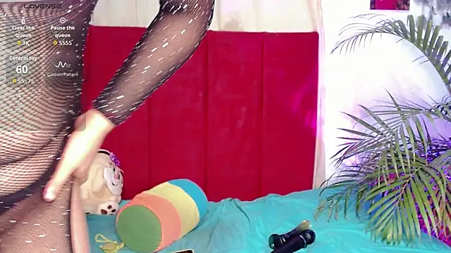 kushina_uzumaki7... Live Webcam on Stripchat