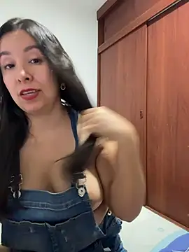 emely_sexx20 - Emely_sexx20's free webcam - UK Sex Cams