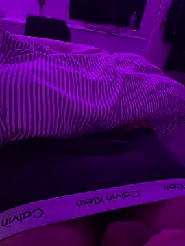 Webcam Model (annankonda22)  is live.Free join now!