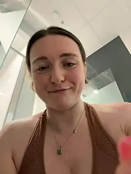 free adult web cam BustyBonnieUK