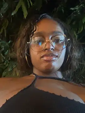 darle_volant's Live Sex Cam Show