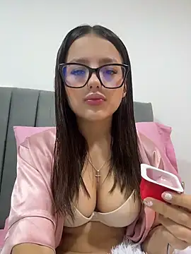 Sofia18_pinkk webcam