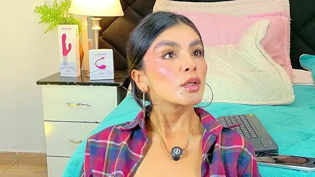 Holly_Brensonexx_ webcam