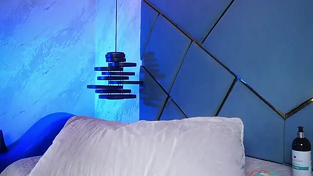 ammy_durand (F young) - Show squirt