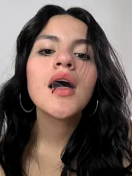 Webcam Model (Lorenaa1)  is live.Free join now!