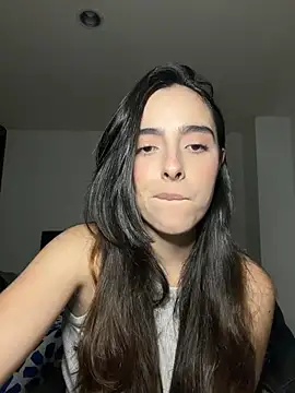 Webcam Model (swrennn19)  is live.Free join now!