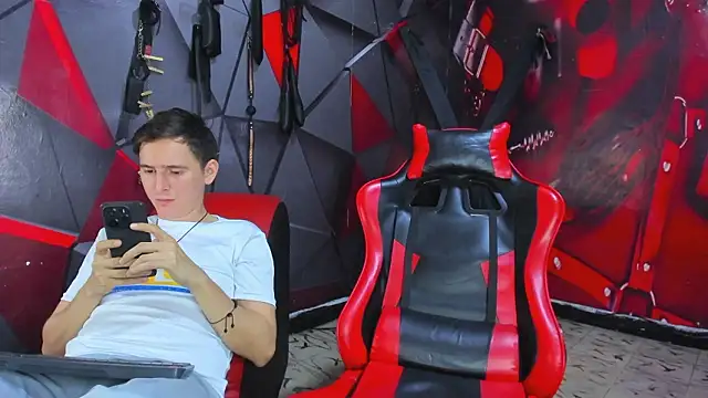 Ruby_and_Aaron webcam