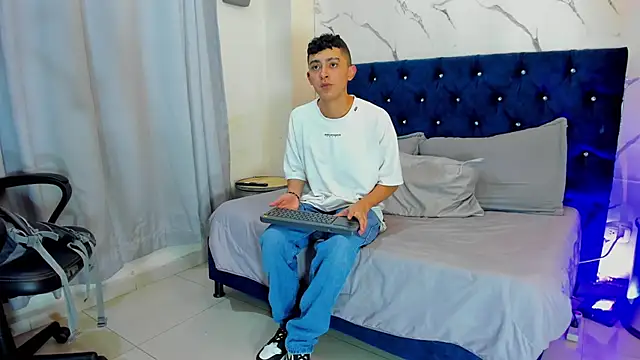 double_temptation2 webcam