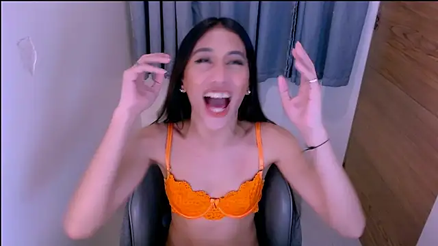 bigmeatcock_luna webcam