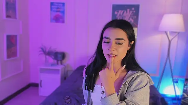 emma_soul1 (F teen) - Fuck my Pussy in missionary + Blow job