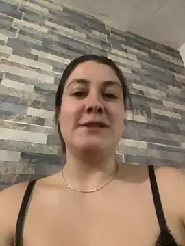 Webcam Model (Abby-LS)  is live.Free join now!