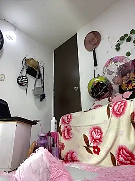 Webcam Model (Atenea168)  is live.Free join now!