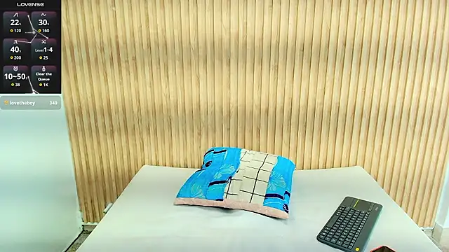 frayhot777 - Frayhot777's free webcam - UK Sex Cams