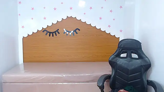 scarlett_percy_t - Scarlett_percy_t's free webcam