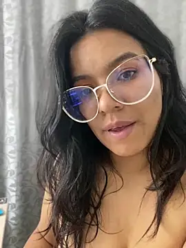 Webcam Model (CATHA_EF)  is live.Free join now!