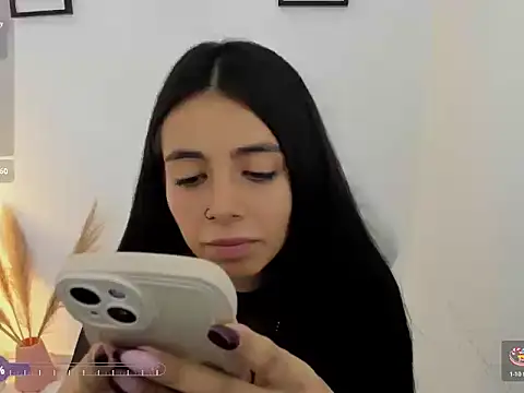 katialips_ - Katialips_'s free webcam - UK Sex Cams