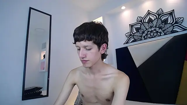 emo_boy_ - Emo_Boy_'s free webcam