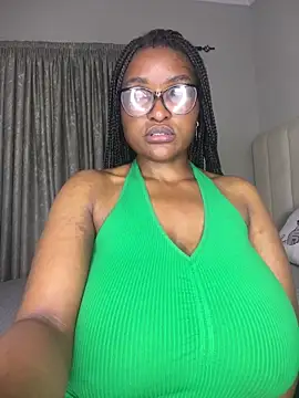 Bustygoddess32