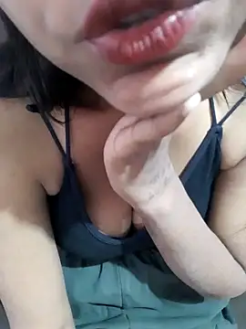 Webcam Model (Cute_Manvi6)  is live.Free join now!