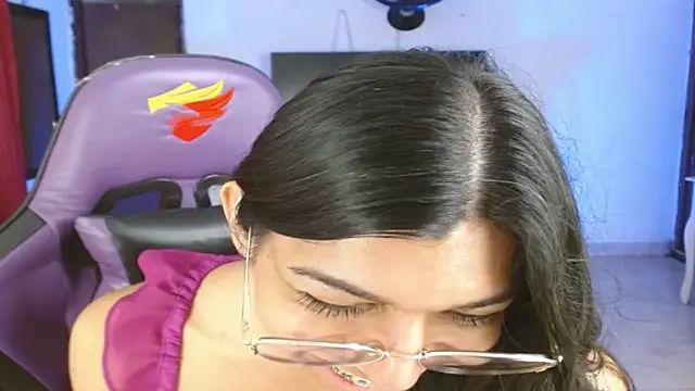 Alanni_parker webcam