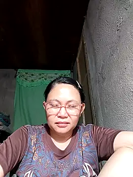 Webcam Model (hotpinay_45)  is live.Free join now!