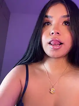 Webcam Model (AuroraFiore) is live