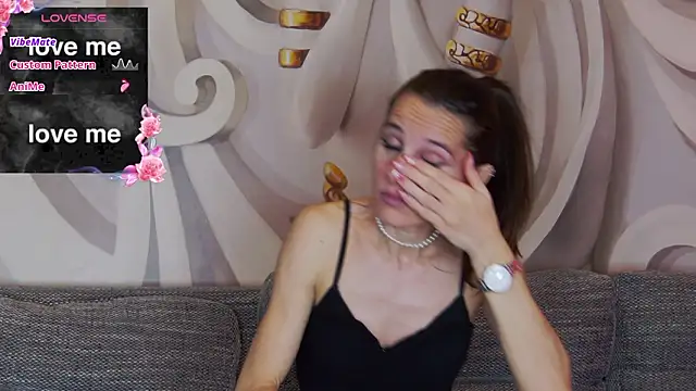 hailey_peach - Hailey_peach's free webcam - UK Sex Cams