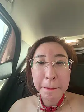 Jingjingxiang-52... Live Webcam on Stripchat