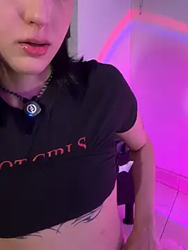 Webcam Model (HinaSweet)  is live.Free join now!