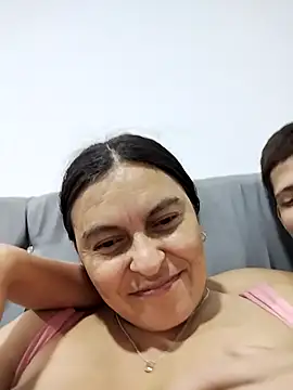 Horny-Mommy-Dirt... Live Webcam on Stripchat