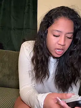 AshleyLoveee Live Webcam on Stripchat