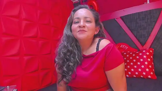 Webcam Model (Rhachel_evans)  is live.Free join now!