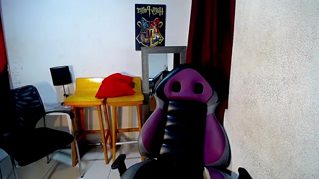 diabla_sexyboobs - Diabla_sexyboobs's free webcam - UK Sex Cams