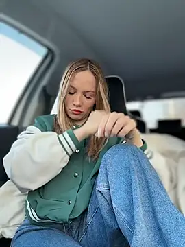 LavenderHot Live Webcam on Stripchat