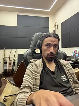 FavelaDaddyCum Live Webcam on Stripchat