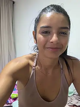 Webcam Model (violeta365)  is live.Free join now!