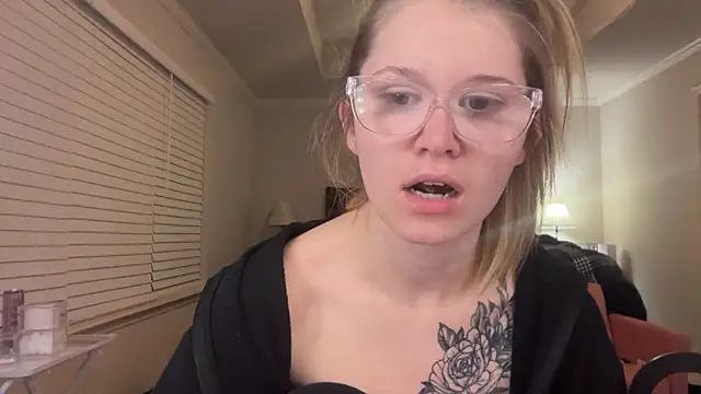 Riley_ray69 Live Webcam on Stripchat