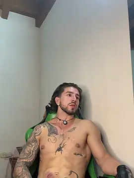 Valentino_Xander Live Webcam on Stripchat