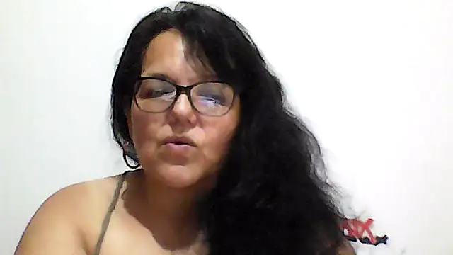 kassandra02 - Kassandra02's free webcam - UK Sex Cams