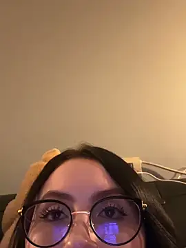 valenortiz7 - VALENORTIZ7's free webcam - UK Sex Cams