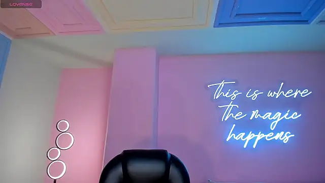 celestemoonx - CelesteMoonX's free webcam - UK Sex Cams