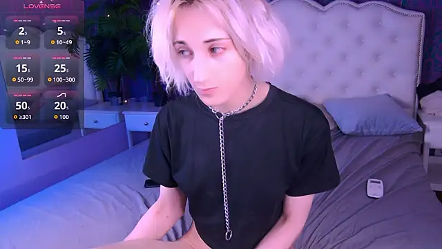 whitenyx (M young) - Show ass in doggy