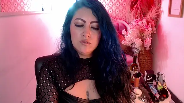 scarleth_blue webcam