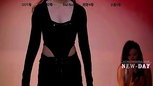 美女NEW-DAY在线直播