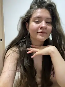 Webcam Model (Natisss_)  is live.Free join now!