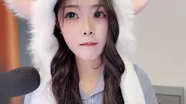 美女smalldaisy在线直播